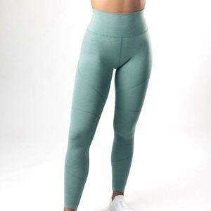 Alphalete OG Revival leggings